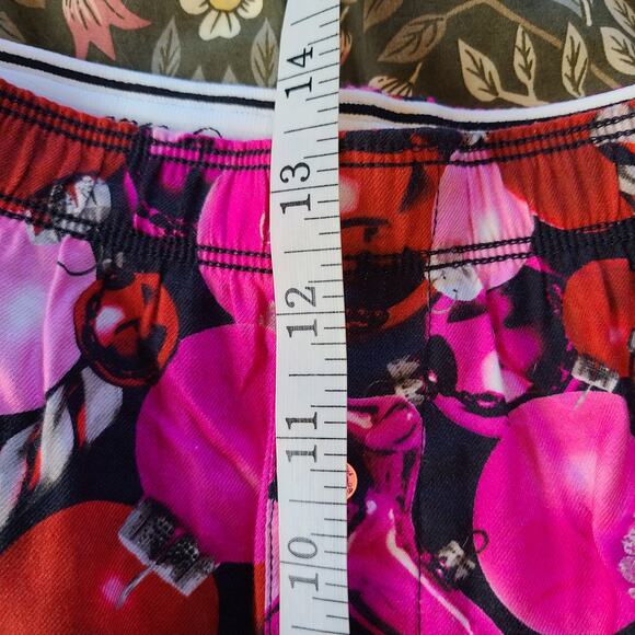 NWT Victorias Secret Pink Flannel Boxy Pajama Short Womens XL Pink Fire Ornament - Picture 8 of 9
